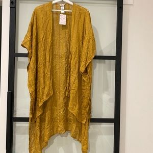 NWT. Gold cardigan-shall